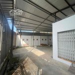 Cho thuê nhà bình nhâm,ta,bd. 180m2. có sân lớn tiện làm kho