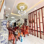 Nhà 2 lầu,ngang 6,tặng toàn bộ nội thất, 4 phòng ngủ thị trấn trảngbom