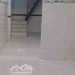 Nhà đ 48/1 lầu 2pn 1wc nhà còn mới