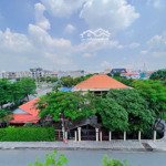 Nhà mặt tiền ngay vạn phúc city - có sân - kdc cao cấp - đường 15m