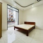 ⭐ phòng ban công giá rẻ 30m2 - full nội thất - ngay công viên phần mềm