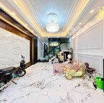 Nhà đẹp 5 tầng thang máy nội thất luxury khu phân lô văn cao