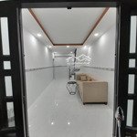 Chính chủ nhà q1diện tích30m2,1 trệt 1 lầu 2 phòng ngủnội thất đầy đủ đ cao bá nhạ