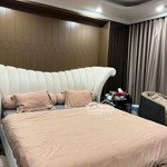 Cho thuê căn sadeco ven sông quận 7 giá rẻ kết cấu hầm, trệt, 2 lầu. liên hệ: 0937746824