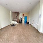 Cho thuê nhà 50m2 x 7 tầng, thang máy, 17tr, dương nội, 0888516777