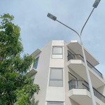 Cho thuê góc 2mtkd đối diện cc the sun avenue, 600m2 sd giá 55tr