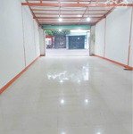 Mặt bằng kinh doanh 6x25m trống suốt có gác mặt tiền lê văn lương q7