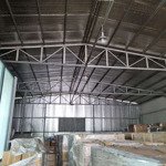 Cho thuê xưởng vsip 450m2 có vp