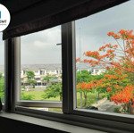 Hot deal - giảm giá bán nhanh căn nhà phố khu compound cao cấp merita khang điền q9 view công viên