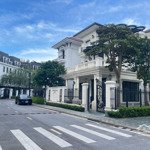 Bán gấp biệt thự đơn lập embassy garden, lô góc 4 mặt đường, mặt vườn hoa, đắc địa, hoàng minh thảo