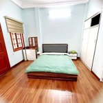 Ngõ thẳng tưng ra phố - ngõ rộng thoáng, văn miếu - đống đa, 30m2, 5 tầng, chỉ 5.15 tỷ