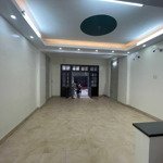 Nhà riêng ngõ phố tam trinh minh khai dt 90m2x4,5t giá 30tr có tl