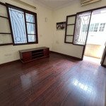 Cho thuê nhà 60m x 5 tầng phố nguyễn phúc lai - hoàng cầu - đống đa làm vp, ở, kdol