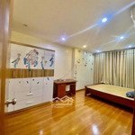 Cho thuê cc hateco yên sở ,hoàng mai, diện tích: 92m2, 3 phòng ngủ2vs,full đồ giá bán 8 triệu