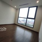 Hiếm: cho thuê căn 2pn, 2vs, tại vinhome westpoint, cơ bản như hình. giá: 15.5tr. lh: 0899,511.866