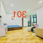 Cho thuê ccmn ngõ 1 nghĩa tân 30m2 studio cửa sổ full nội thất , thang máy giặt riêng ô tô