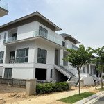 Chính chủ cần bán biệt thự xanh villas 300m2 giá bán 13 tỷ bao toàn bộ chi phí. (vị trí rất đẹp).