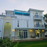 Cho thuê or bán villa the venica khang điền- căn góc với 3 mặt sông -235m2 full nội thất 60 triệu/tháng