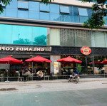 Hot! cho thuê shophouse chân đế mặt đường lê văn lương, diện tích 1000m2x3t có cắt lẻ. 0982726226