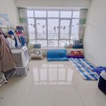 Cho 2 bạn nữ share lại 1 phòng lớn rộng 40m2 chung cư ngọc phương nam