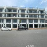 Bán shophouse 5 tầng mặt đường 30m, mt 5m, view 2 hồ cực vip, trung tâm quận gia lâm, full tiện ích