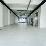 Tòa nhà đường nam kỳ khởi nghĩa 7x20m hầm 5 lầu sàn suốt cho thuê