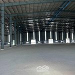 Bán gấp xưởng trong kcn, đức hoà, long an, giá 27.5 ty, dt 3000m2