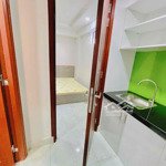 Cho thuê studio tách bếp - thang máy ngay etown cộng hoà,k300,văn hiến