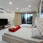 Hiếm vị trí kim cương, mt rộng vip nhất nhì phố, đại cồ việt 200m2 9 tầng mt 7m 146 tỷ