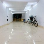 Cho thuê mặt bằng kinh doanh phố hoàng công chất 150m2