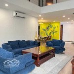 đang trống cần cho thuê căn duplex 3 phòng ngủ tại ciputra