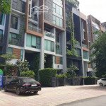 Bán nhà phố khu d2eight capitaland, hầm 7 tầng, giá giảm sâu 40 tỷ