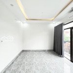 Chính chủ cần bán nhà 82m2 x 5 tầng thang máy -mặt tiền4,8m - thanh đàm hoàng mai - nhà đẹp mới