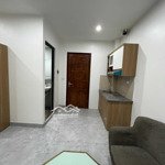 Phòng studio 35m2 vuông phố bùi xương trạch