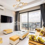 Cho thuê căn hộ 3 phòng ngủ chung cư gold view full nội thất 27 triệu/tháng