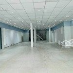 Ngang 10 x 20m - nhà 3 tầng, trống suốt, mt nơ trang long, bình thạnh