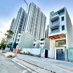 Cho thuê nhà phố q7 riverside - căn 90m2 mặt tiền đào trí giá bán 35 triệu/tháng