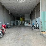 Cho thuê kho 300m2 đường rộng giá rẻ tân uyên bình dương giá chỉ 12 tr/tháng đường container