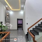 Bán nhà hẻm viphẽm xe hơitô hiến thành, phường 15, q10 dtcn:70m2, 2 tầng, giá bán 8.7 tỷ