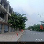 8,6 tỷ sở hữu ngay shophouse đường nguyễn văn cừ- 3 tầng 1 tum- mặt đường 40 m