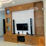 Bán căn hộ belleza block d25,diện tích105m2, 3 phòng ngủ+ 2 vệ sinh full nội thất, view hồ bơi. giá bán 3 tỷ 550 tl