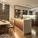 Bán chung cư cầu giấy, 90m2, 3 phòng ngủ nhà rất đẹp, full nội thất. 0975118822