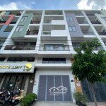 Cho thuê nhà phố mặt tiền shophouse ngay tòa kingdom, phường 14, quận 10