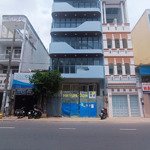 Cho thuêmặt tiền95 - 97 đào duy anh phú nhuận, 10x25m, hầm 6 lầu 100 triệu, giá: 120 triệu. liên hệ: 0898053838