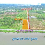 1000m2 đất vườn mặt tiền sông vàm cỏ đông ,khu thạnh hoà bến lức ,long an .đường ô tô sẵn điện nước