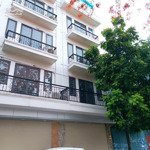 Cho thuê nhà phố thanh bình - mỗ lao, hà đông.diện tích70m2, 5 tầng, full đh, nl, thang máy, giá bán 28 triệu