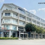 Cho thuê 3 căn sari town sala thông nhau, dtsd 1.800m2, vị trí đẹp, cực hiếm, giá tốt nhất