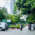 Mặt phố 200m2, sát hồ văn quán - 6 tầng, thang máy - mặt tiền khủng 10m - trên 50 tỷ