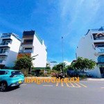 Chủ về hà nội sinh sống cần bán lô biệt thự trung tâm mới long thành, kế vincom, 210m2, chỉ 1,8tỷ