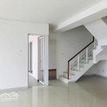 Bán căn hộ penthouse duplex duy nhất tại dragon hill đường nguyễn hữu thọ nhà bè liên hệ: 0944581594